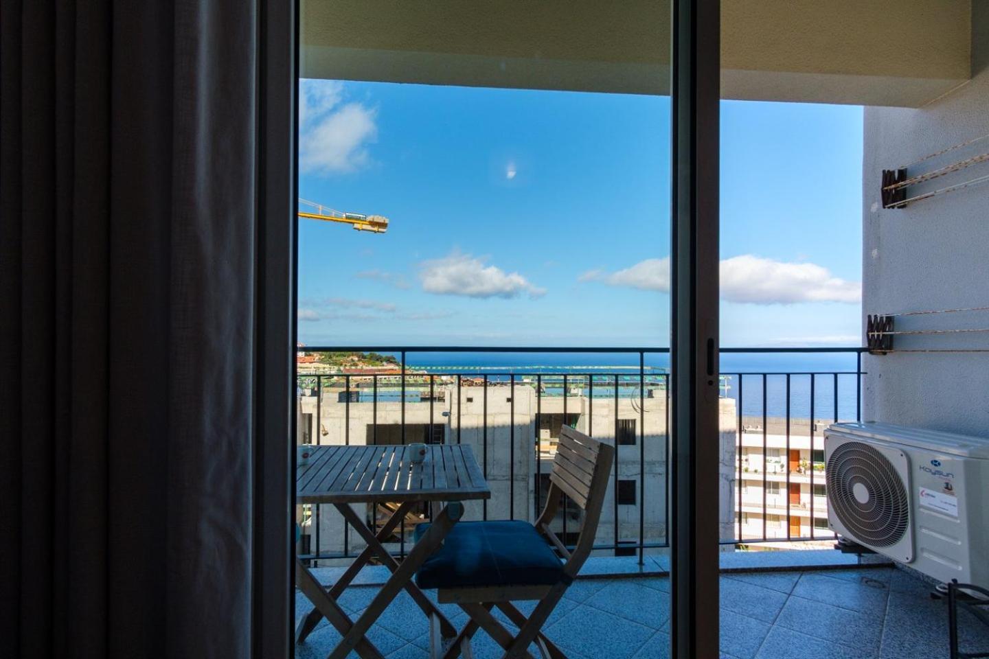 Guestready - Lovely Getaway In Canico Luaran gambar